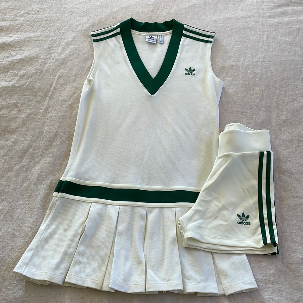 Adidas tennis dress with matching shorts! XS
